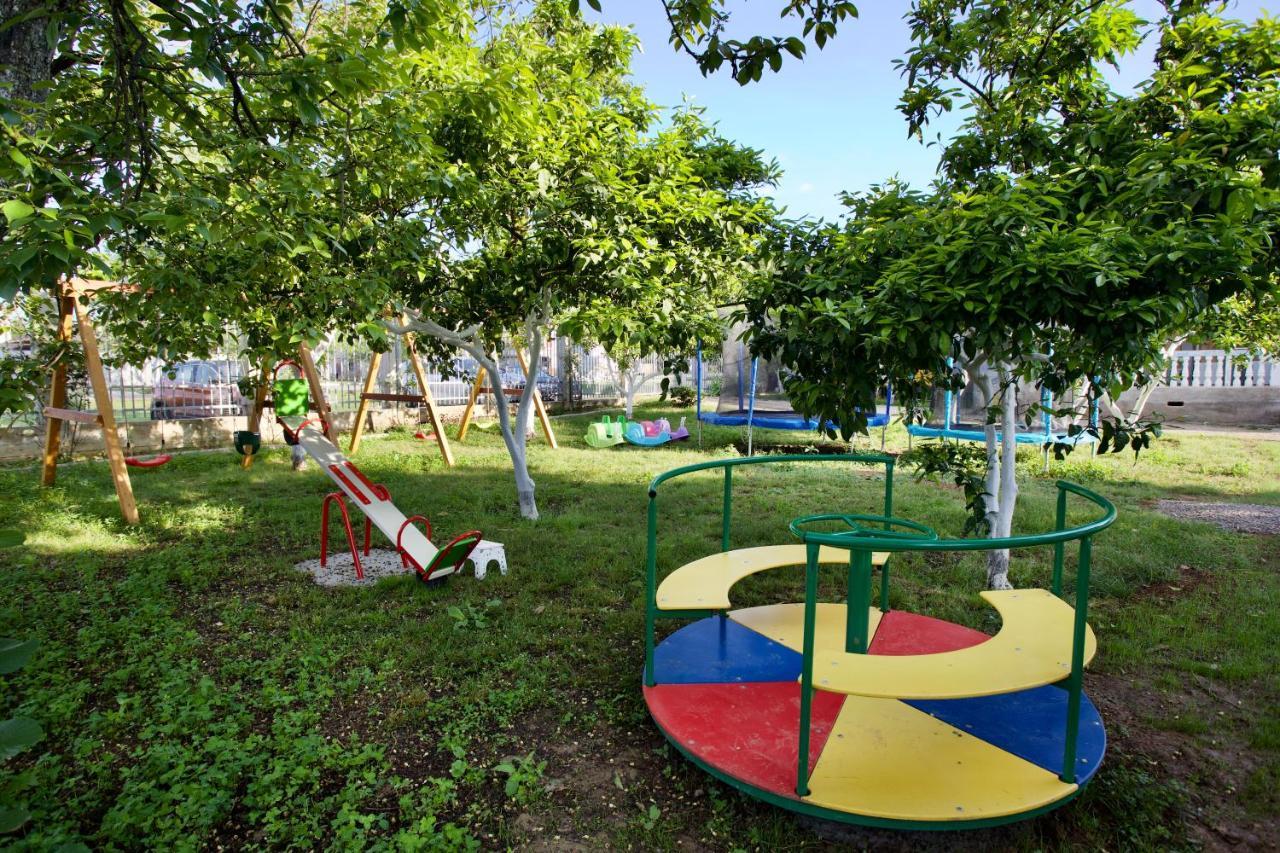 Family Bambora Hotel